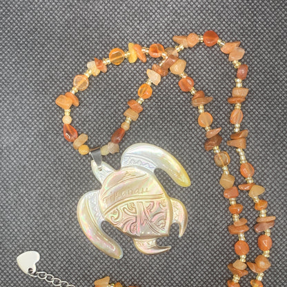 Collier Tortue Nacre et Pierres Véritables